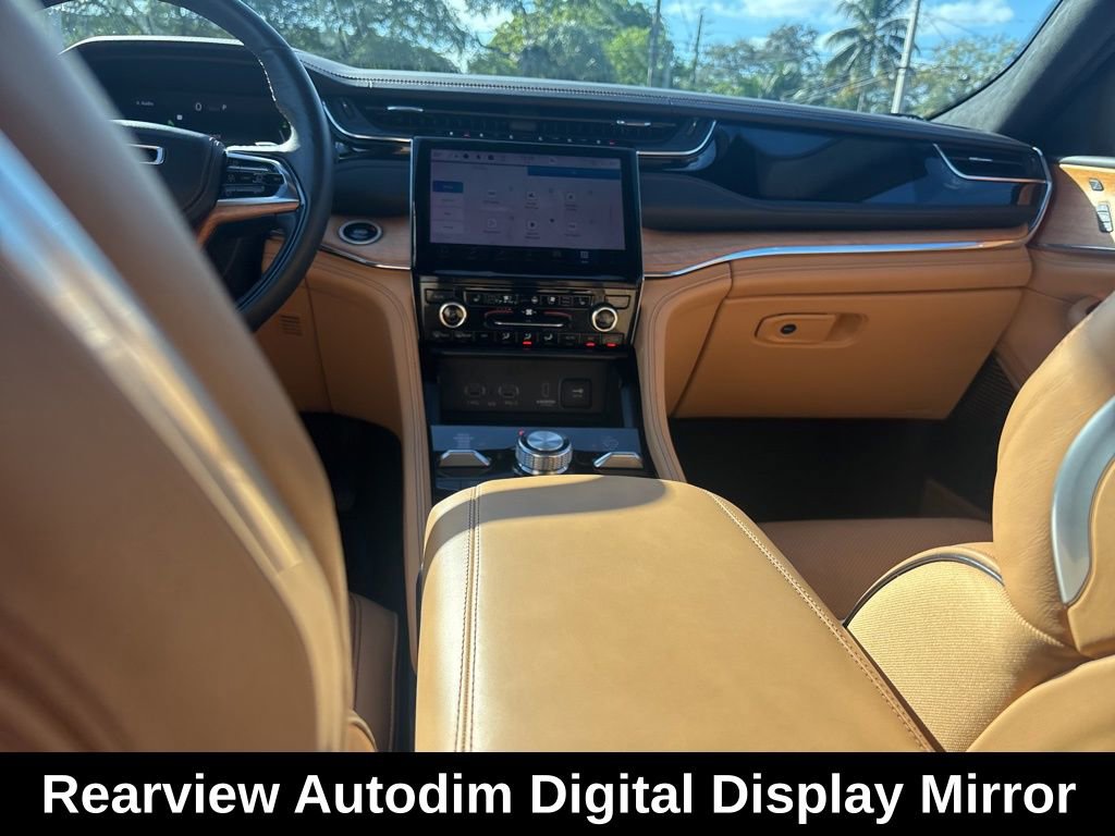 Used 2024 Jeep Grand Cherokee Summit image 37