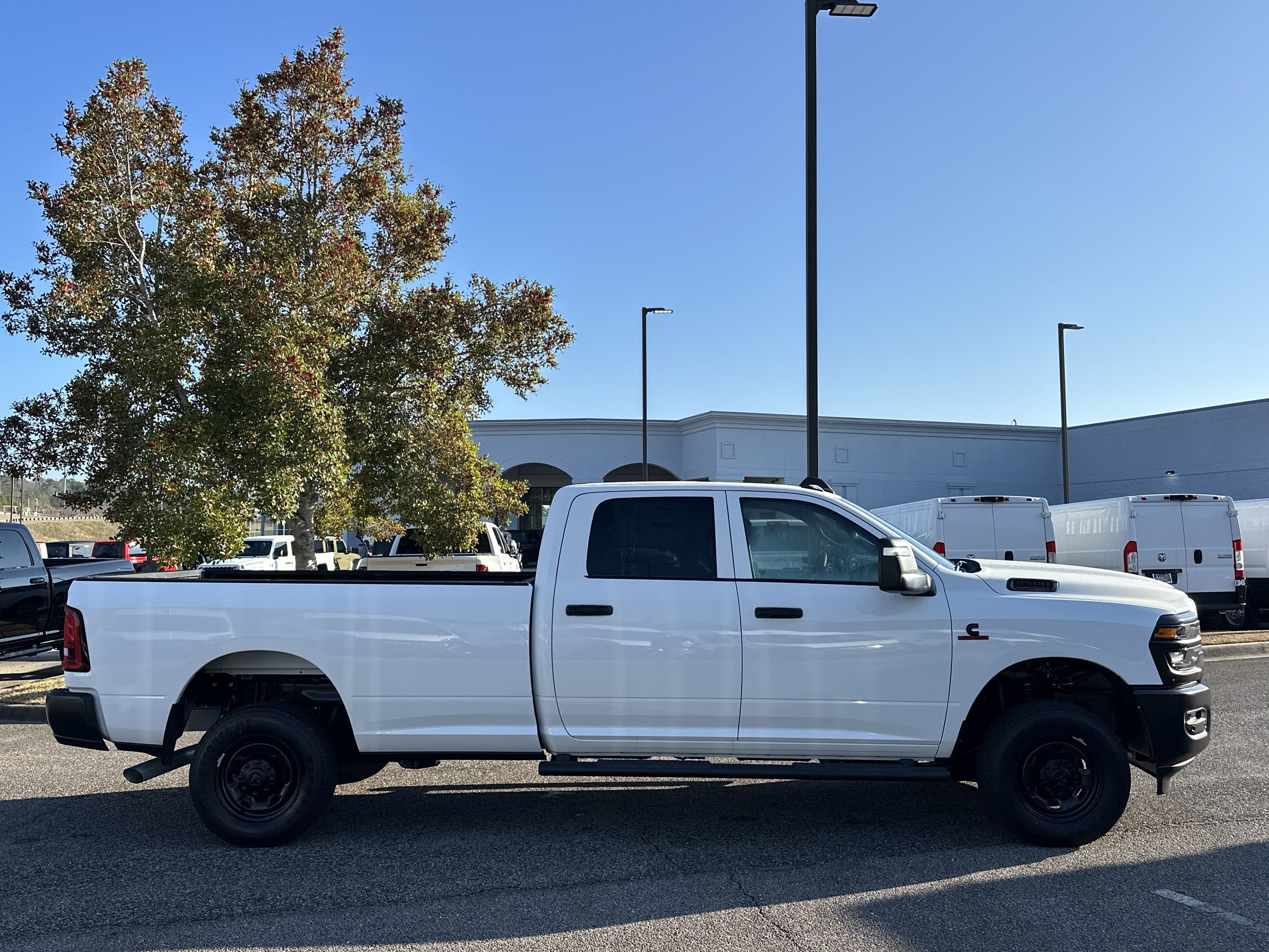 New 2026 RAM 2500 Tradesman AWD/4WD image 8