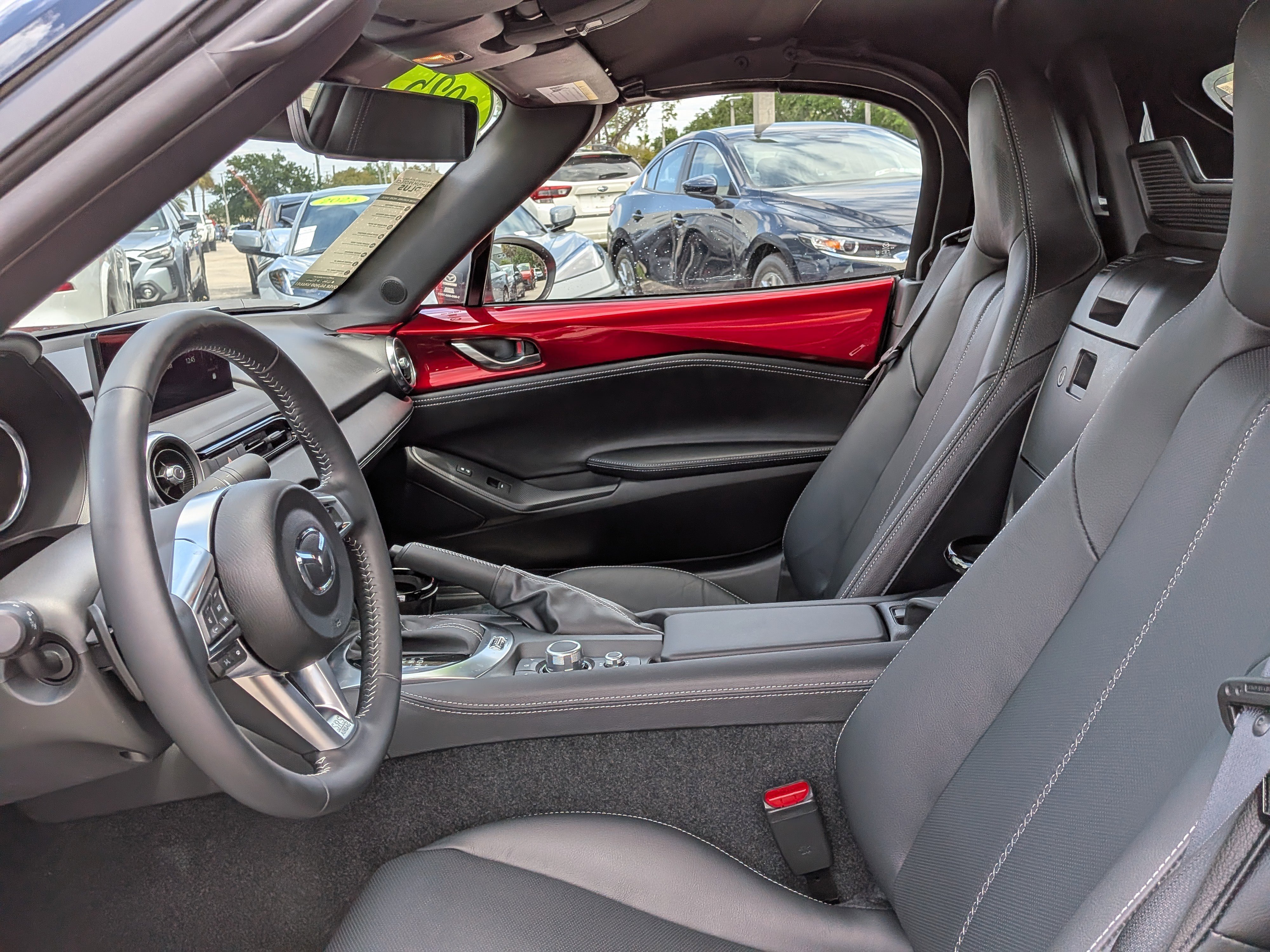 Certified 2025 MAZDA MX-5 Miata Grand Touring RWD image 14