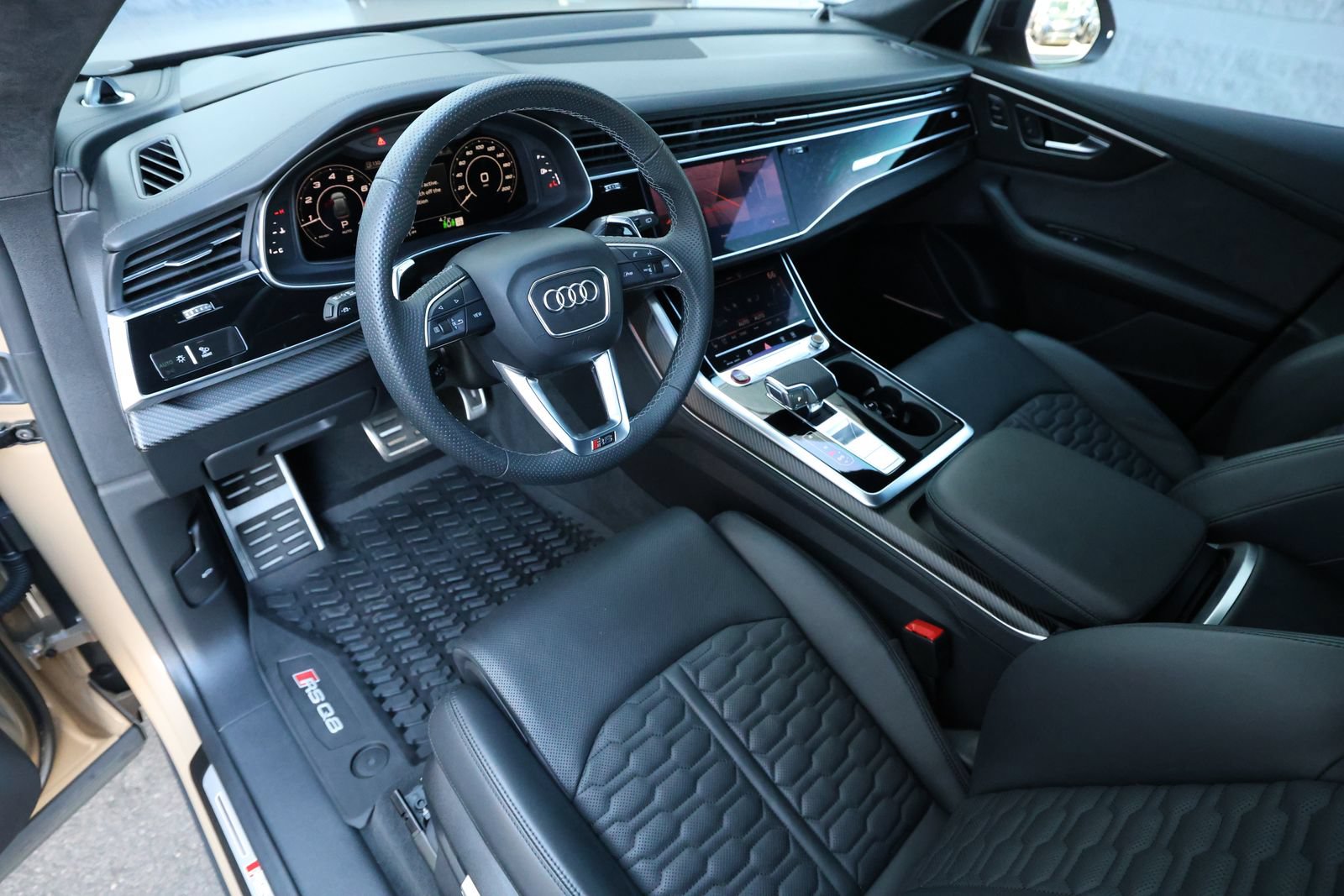 Used 2025 Audi RS Q8 performance AWD/4WD image 21