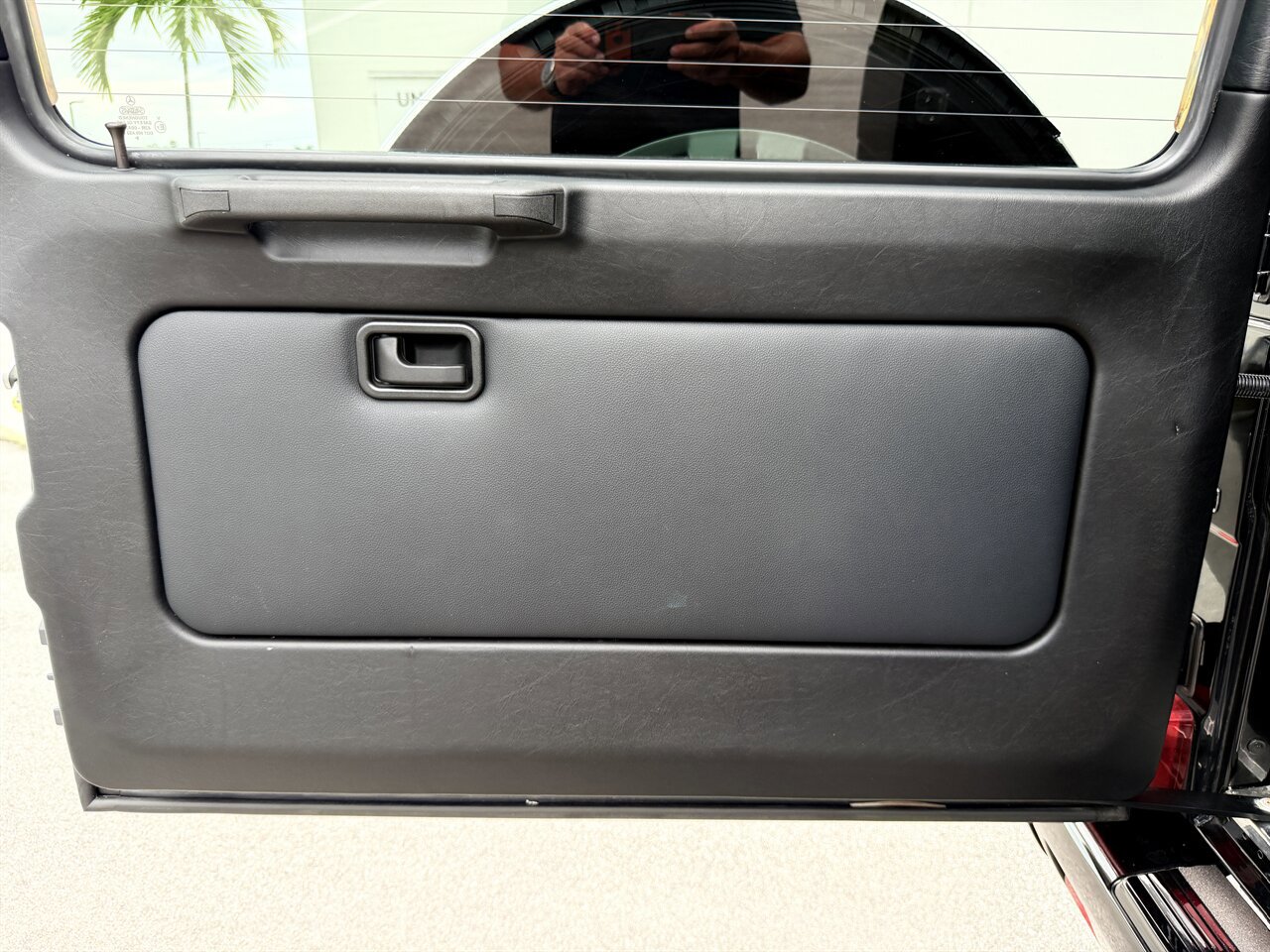 Used 2010 Mercedes-Benz G 550 image 22