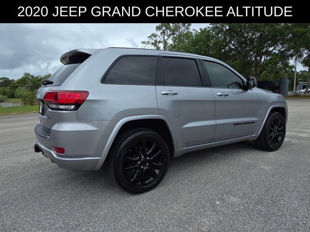Used 2020 Jeep Grand Cherokee Altitude RWD image 3
