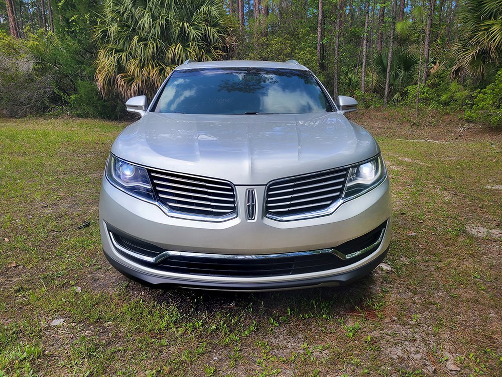 Used 2017 Lincoln MKX Premiere image 2