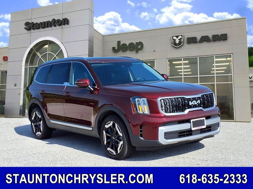 Used 2024 Kia Telluride EX w/ EX Captain's Chair Package video 1