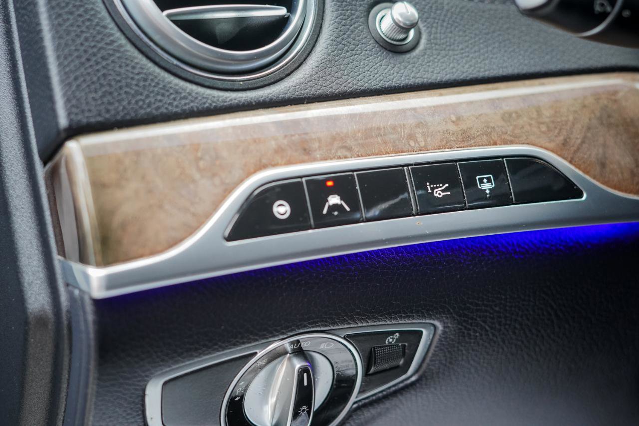 Used 2018 Mercedes-Benz S 560 Sedan image 16