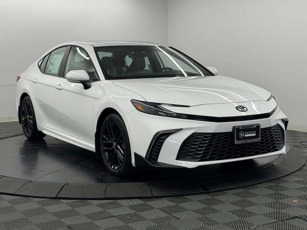 Used 2026 Toyota Camry SE w/ Multimedia Upgrade Package FWD image 6