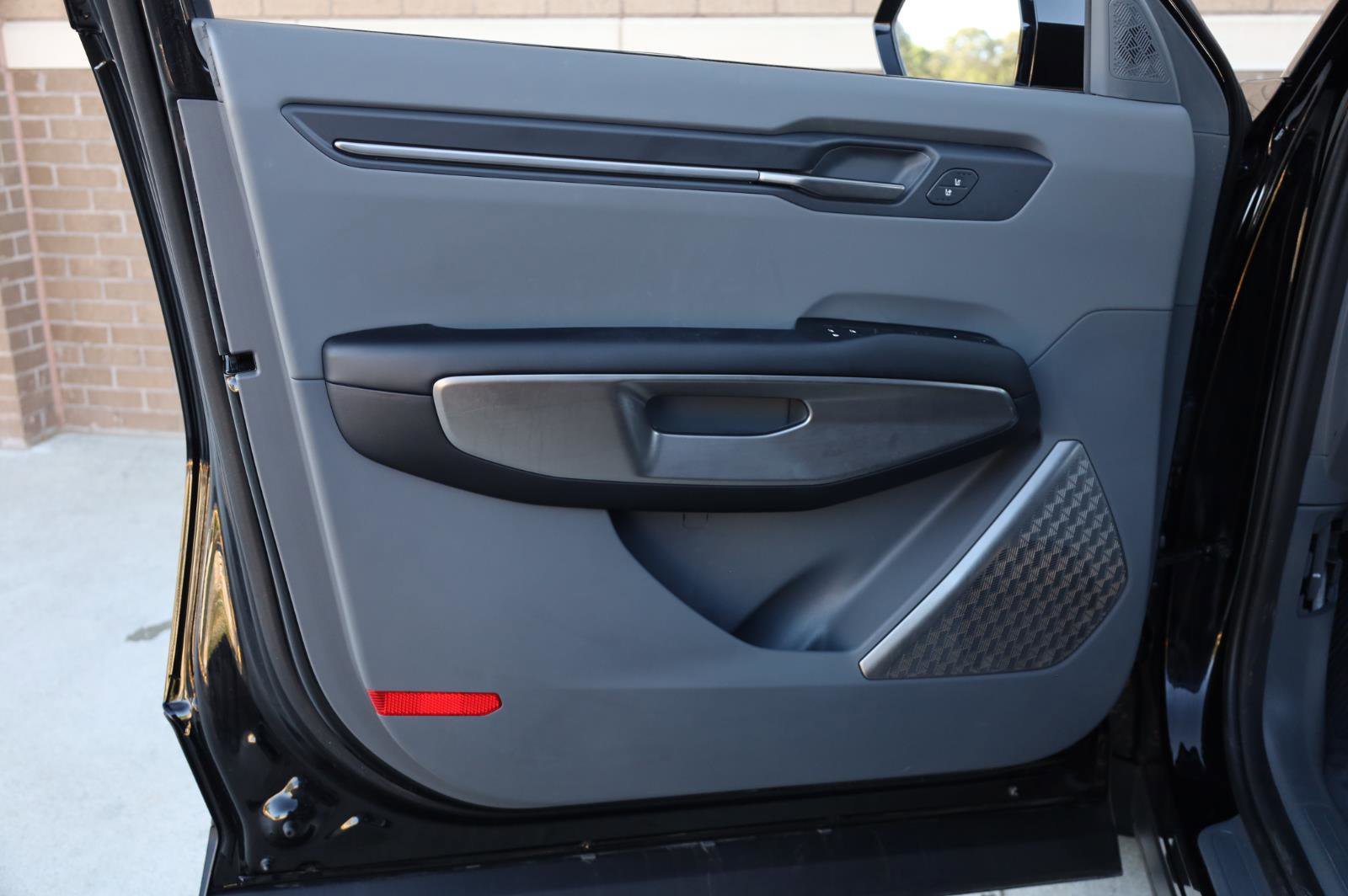 Used 2024 Kia EV9 Light Long Range RWD image 12