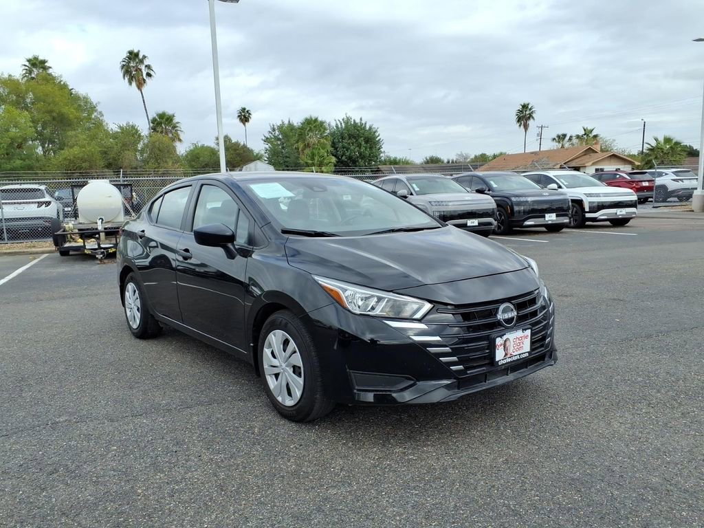 Used 2024 Nissan Versa S w/ Trunk Package image 7