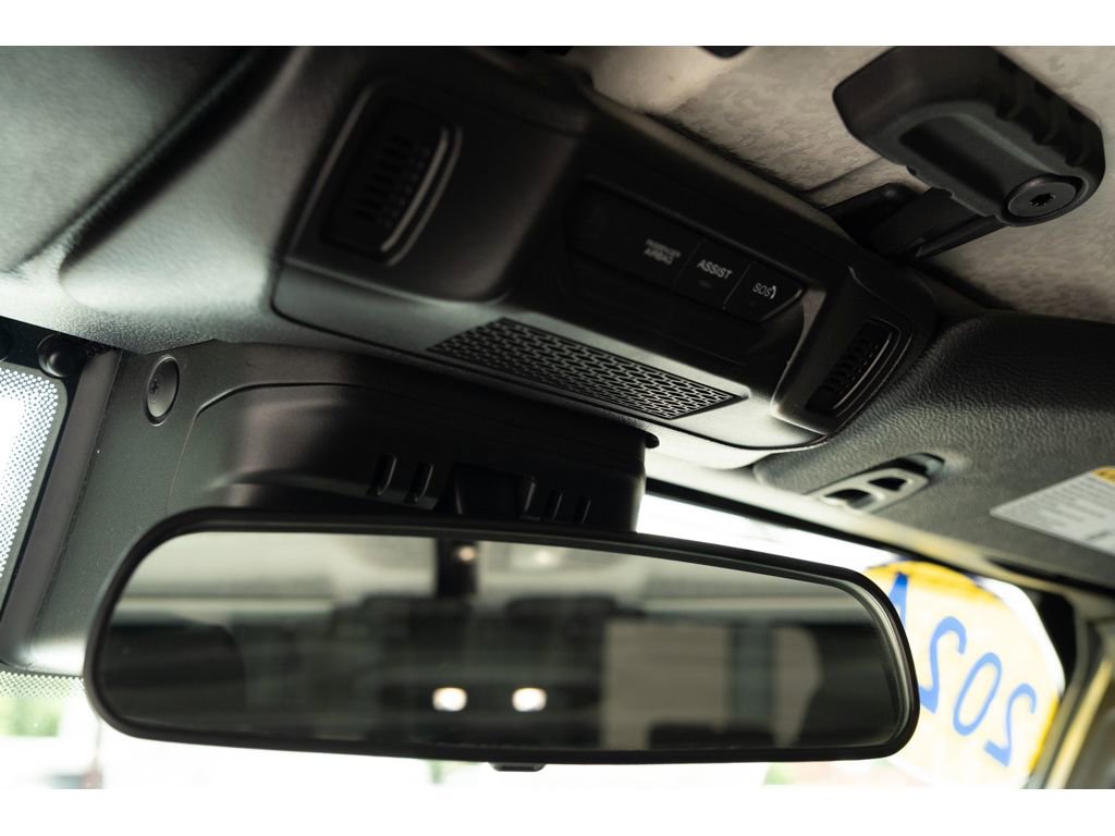 Used 2024 Jeep Gladiator Mojave w/ Convenience Group AWD/4WD image 31