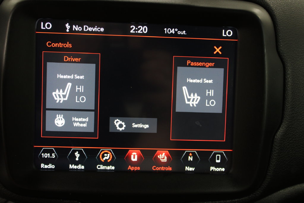 Used 2018 Jeep Renegade Trailhawk AWD/4WD image 45