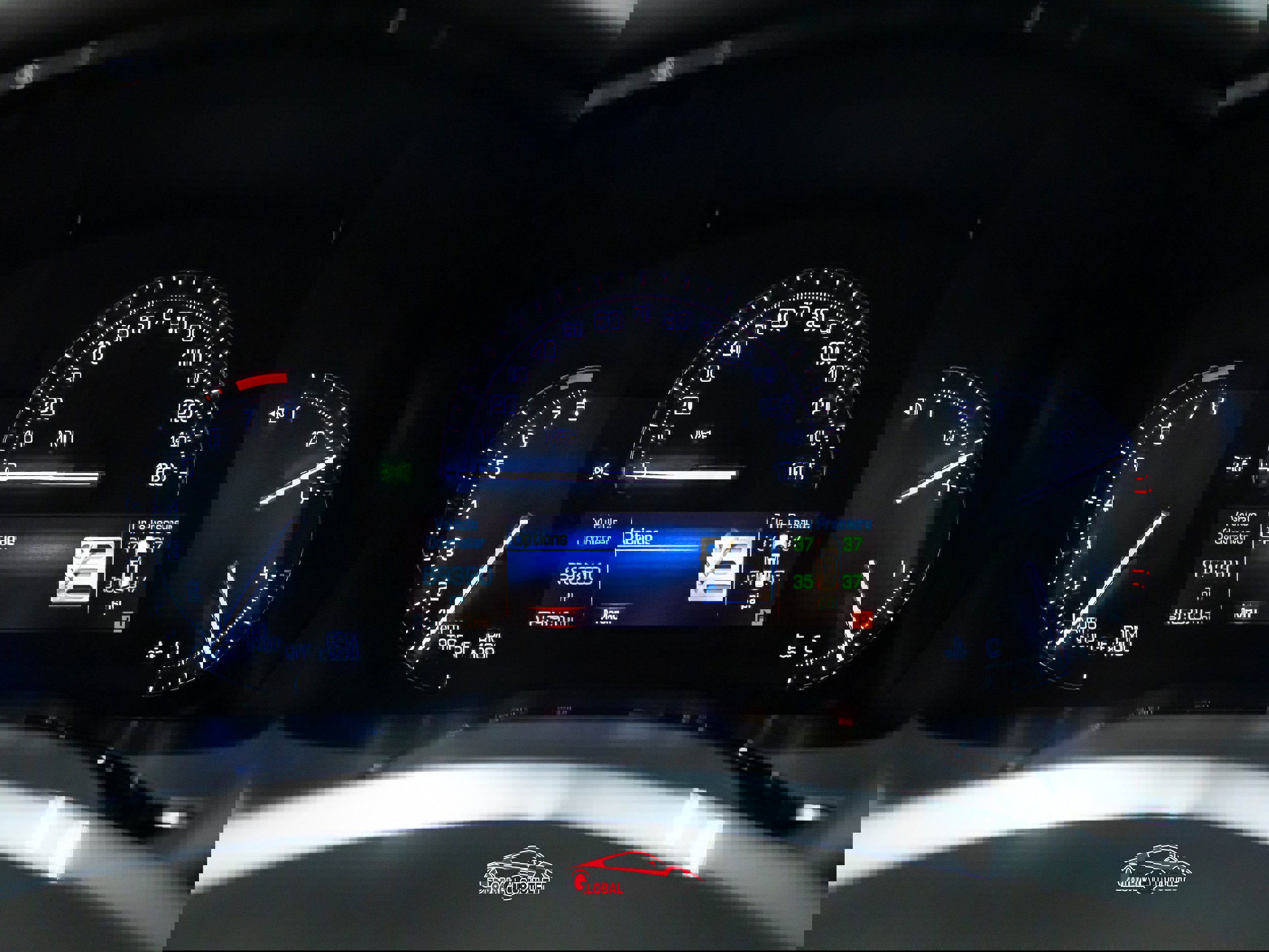 Used 2017 Cadillac XT5 Luxury image 28