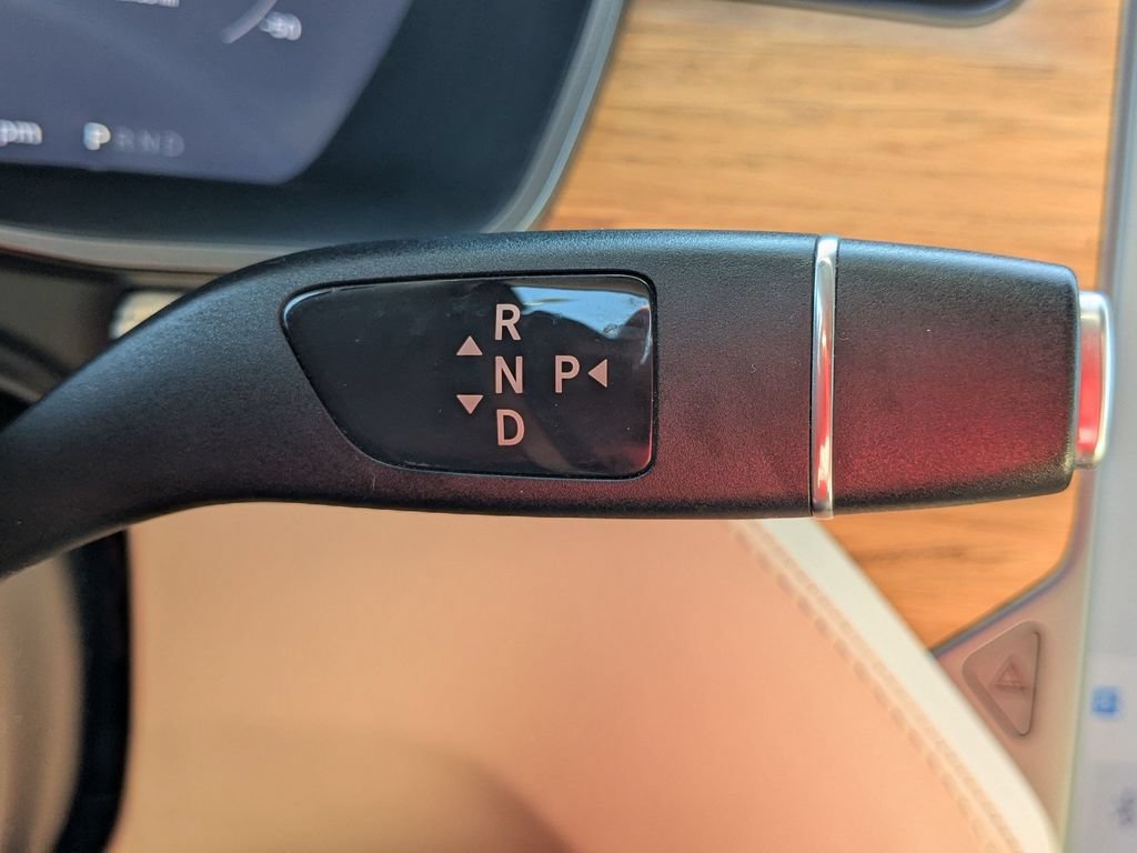 Used 2018 Tesla Model X 75D AWD/4WD image 22