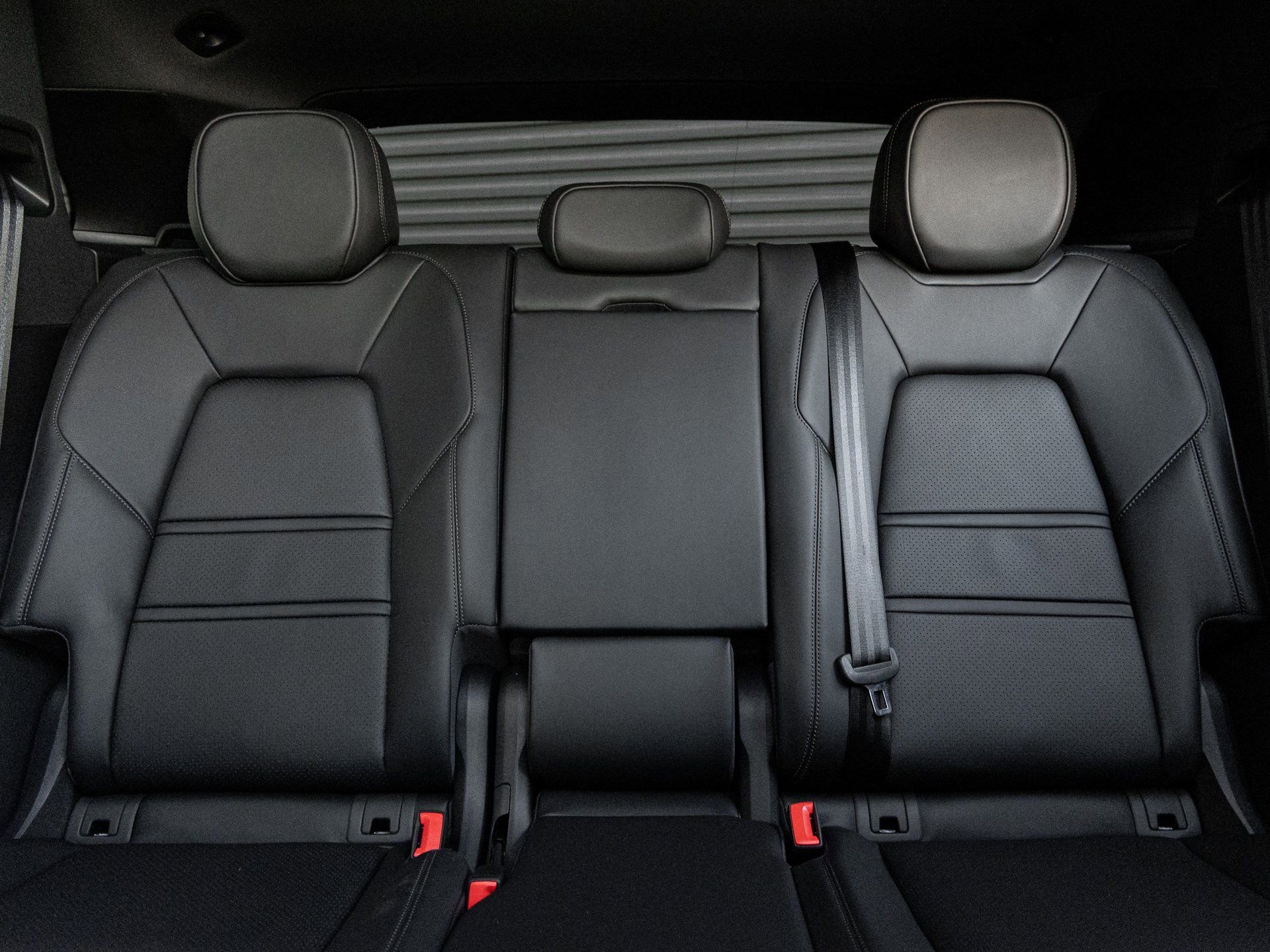 New 2026 Porsche Cayenne S image 27