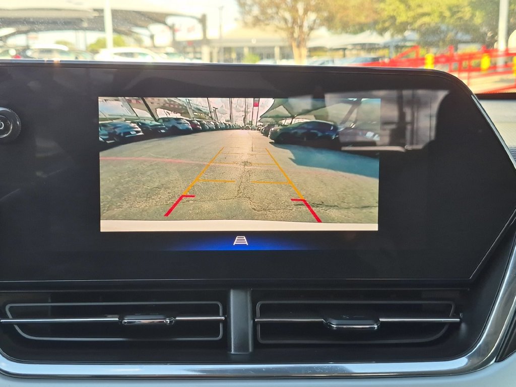 Used 2026 Chevrolet Trax LT FWD image 18