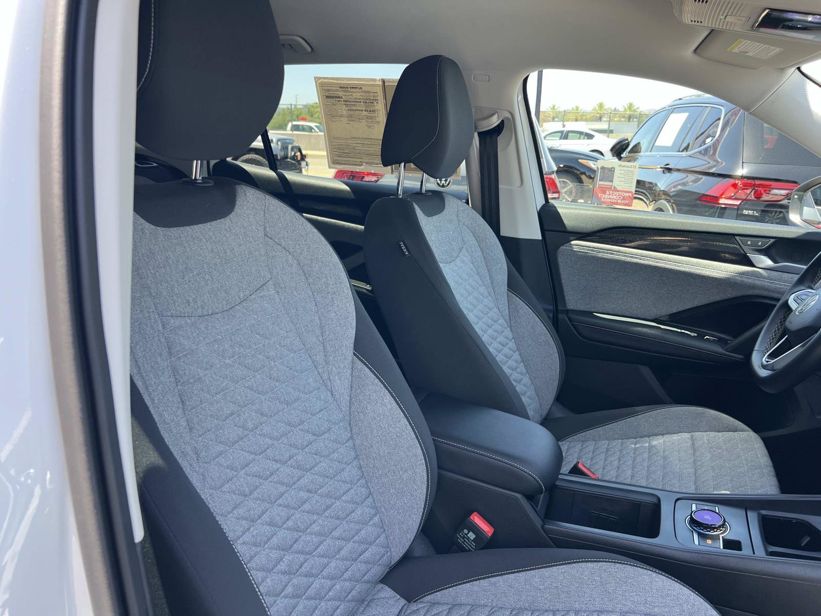 Certified 2025 Volkswagen Tiguan S FWD image 30