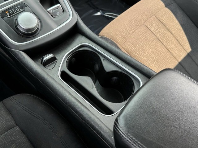 Used 2015 Chrysler 200 Limited image 9