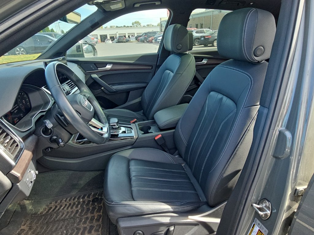 Certified 2023 Audi Q5 2.0T Premium Plus AWD/4WD image 3