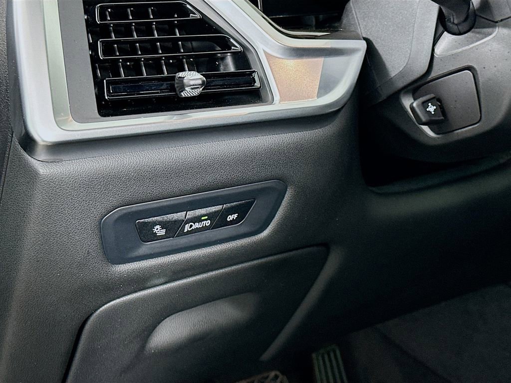 Certified 2024 BMW X5 xDrive40i w/ Premium Package image 10