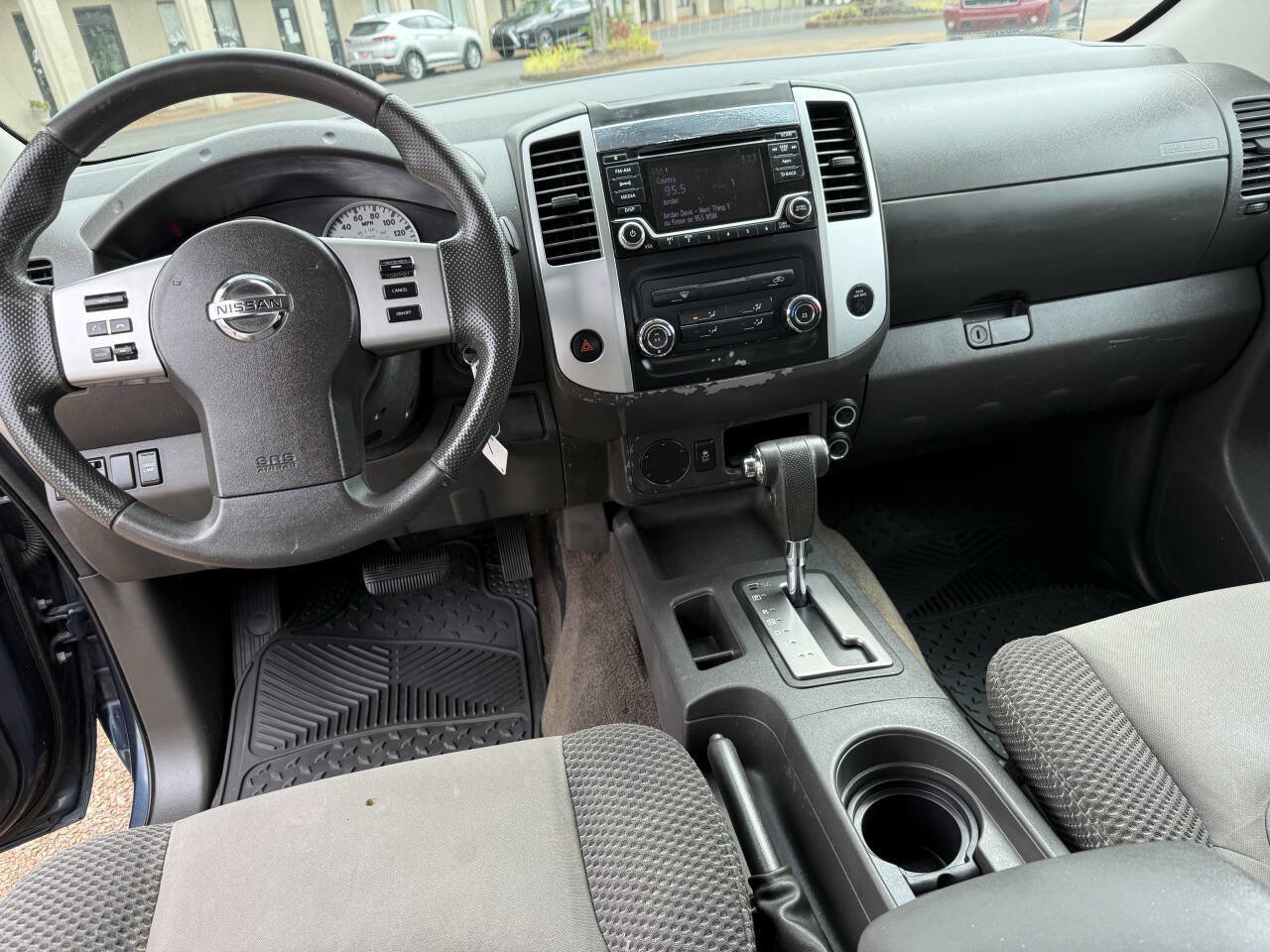 Used 2016 Nissan Frontier Desert Runner image 9