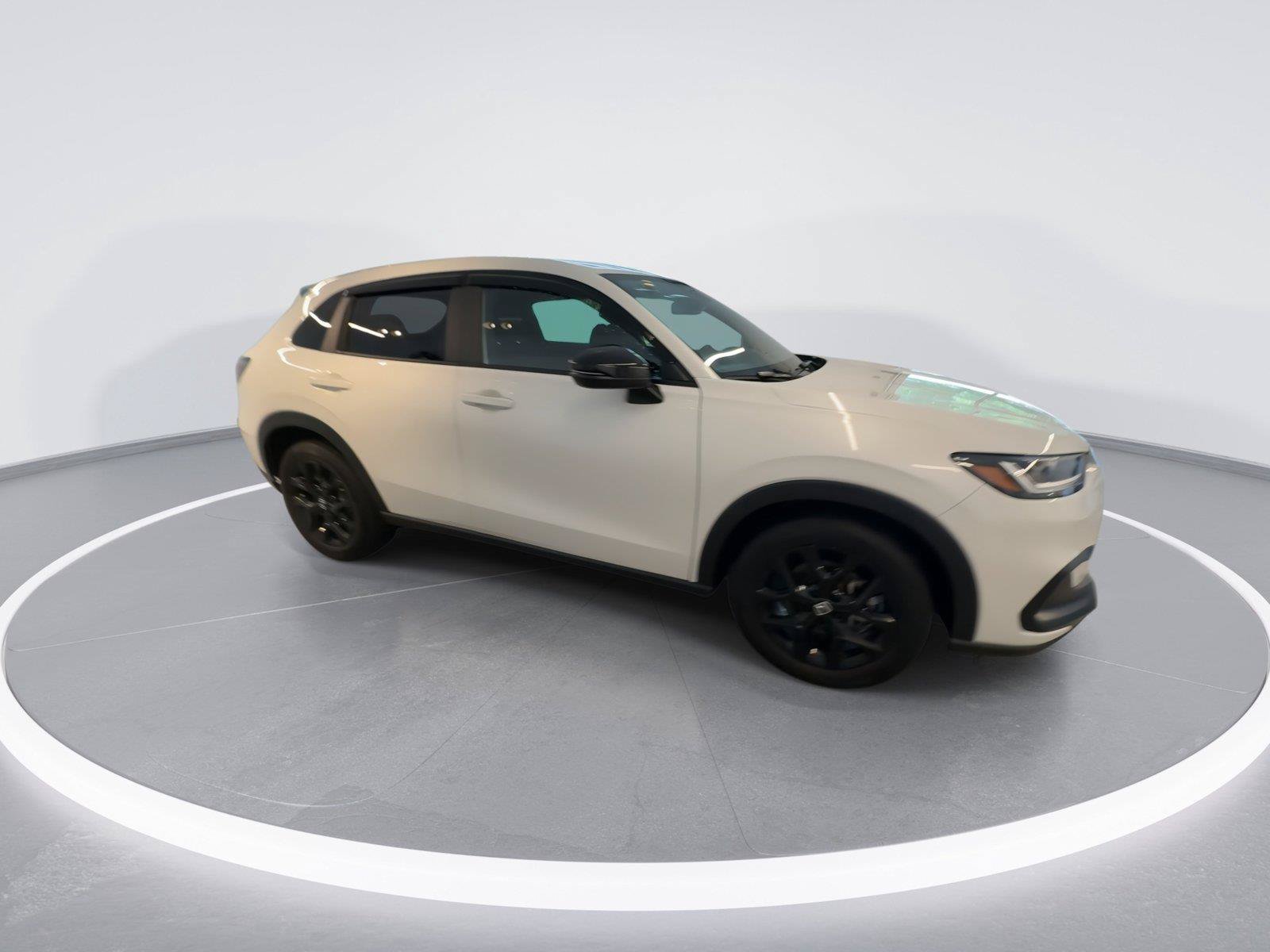 Used 2025 Honda HR-V Sport image 9