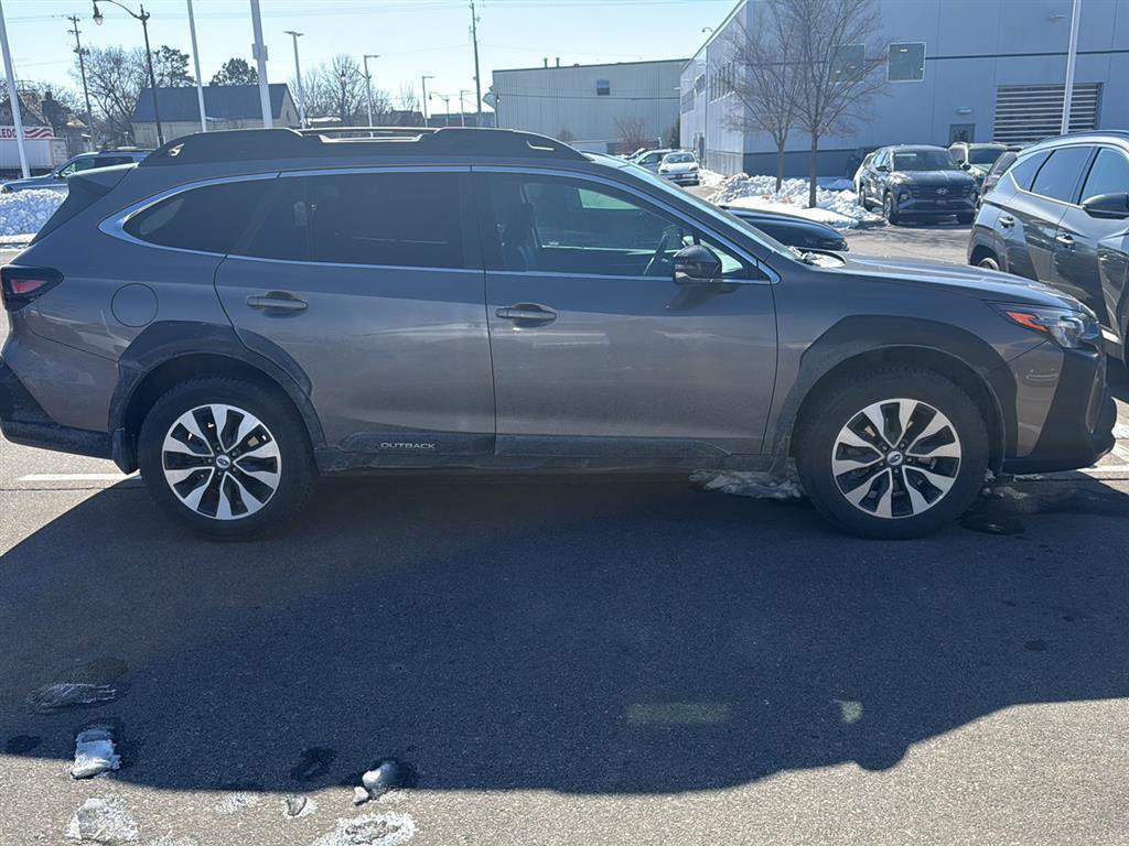 Used 2023 Subaru Outback Limited XT image 20