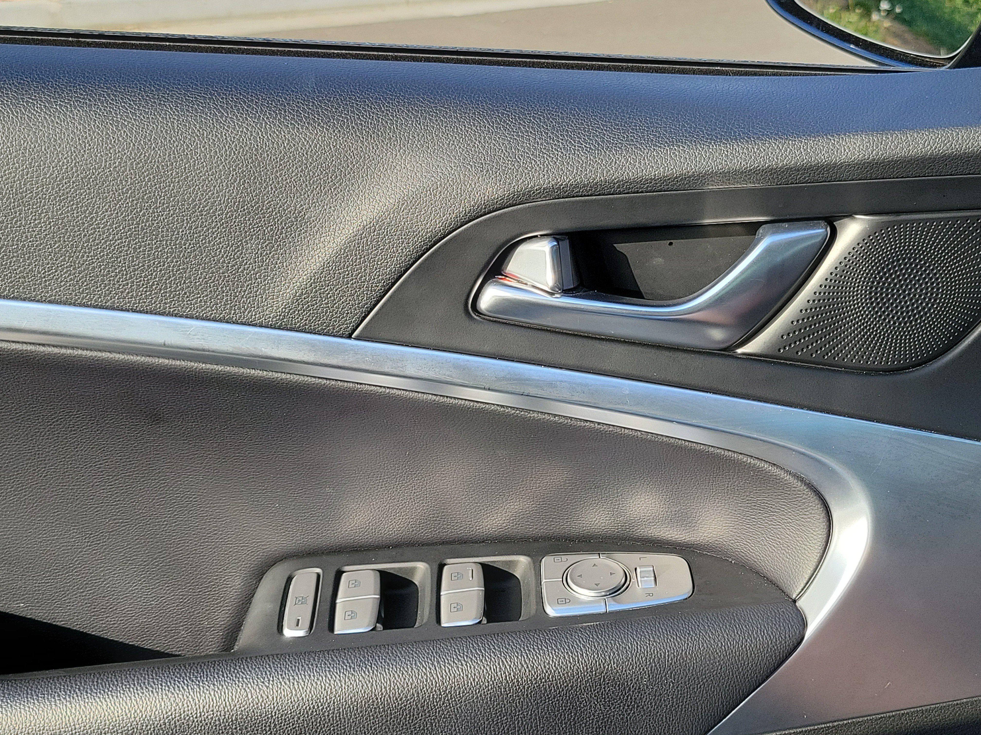 Certified 2026 Genesis G70 2.5T AWD/4WD image 13