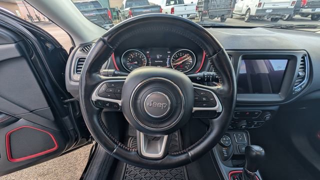 Used 2020 Jeep Compass Trailhawk w/ Leather Interior Group AWD/4WD image 45