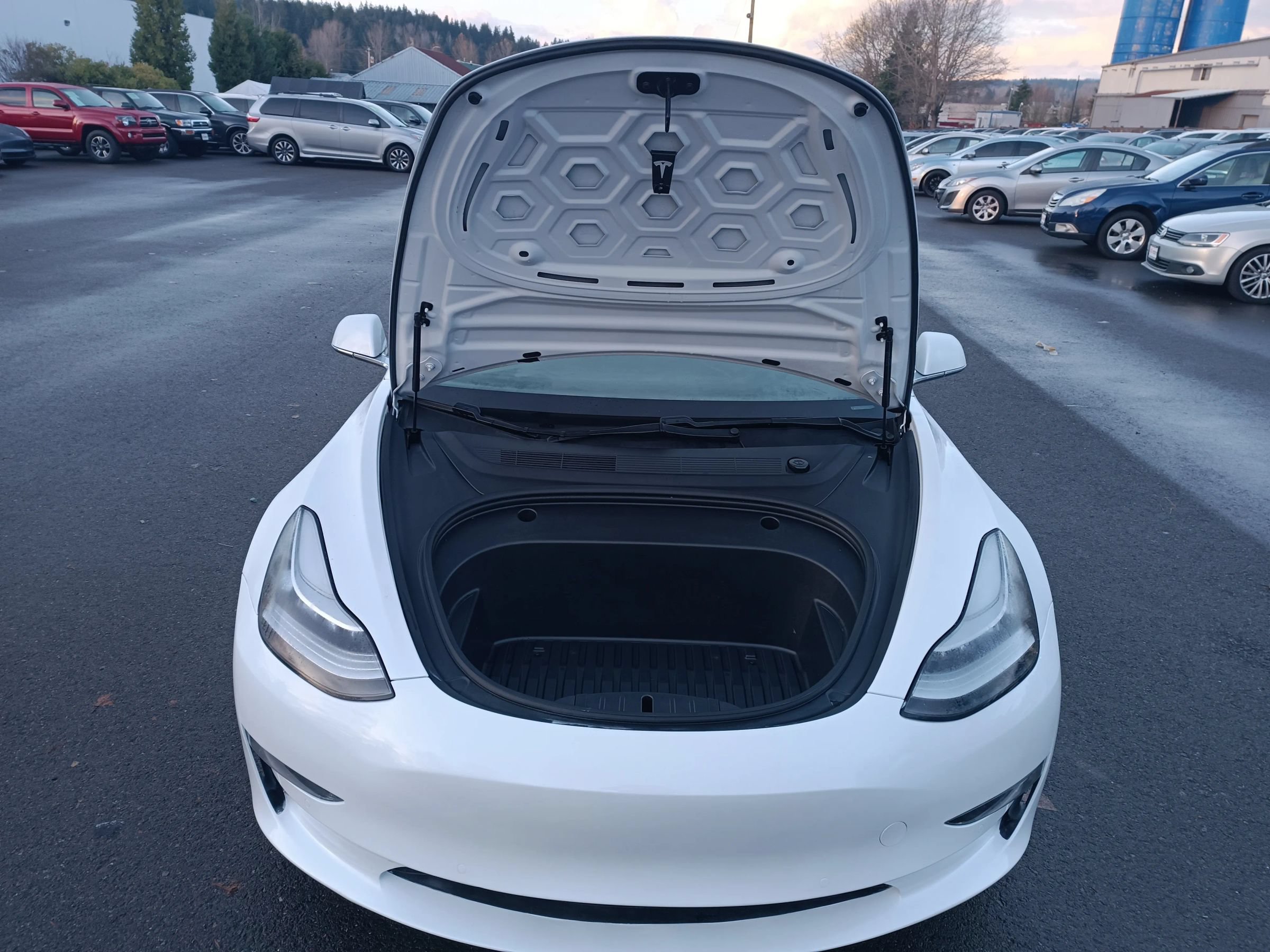 Used 2020 Tesla Model 3 Standard Range Plus RWD image 27