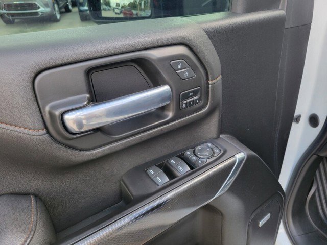 Used 2022 GMC Sierra 2500 AT4 w/ AT4 Preferred Package image 14