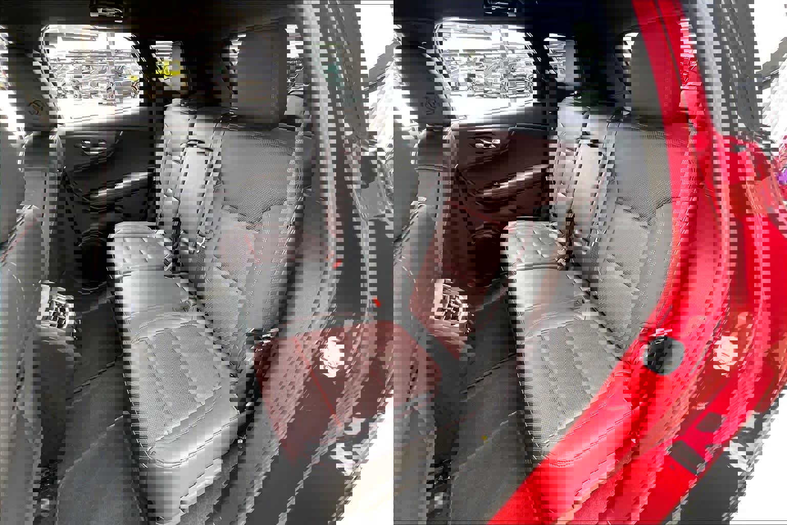 Used 2025 Chevrolet Blazer RS FWD image 20