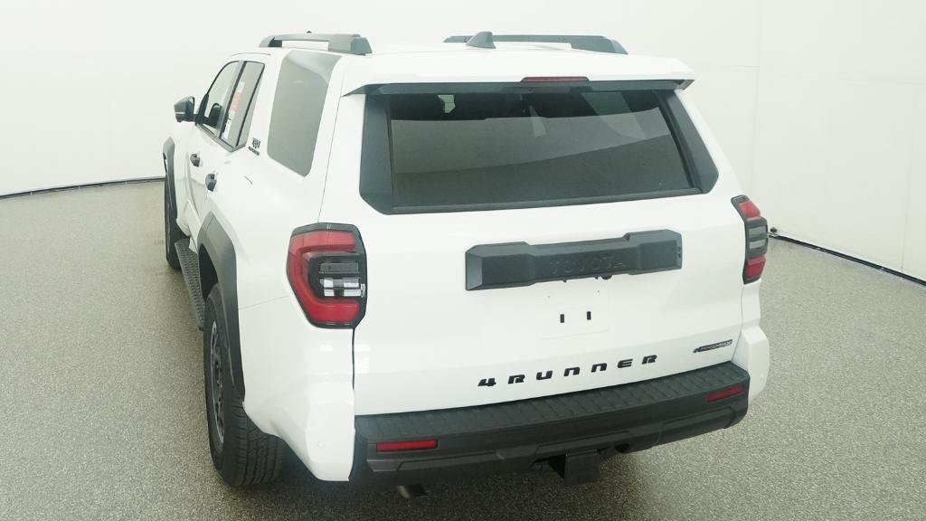 New 2026 Toyota 4Runner TRD Off-Road Premium AWD/4WD image 9