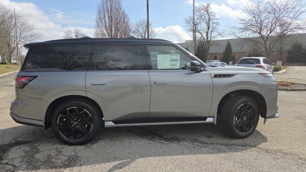 New 2026 INFINITI QX80 4WD w/ Sport Exterior Package image 30