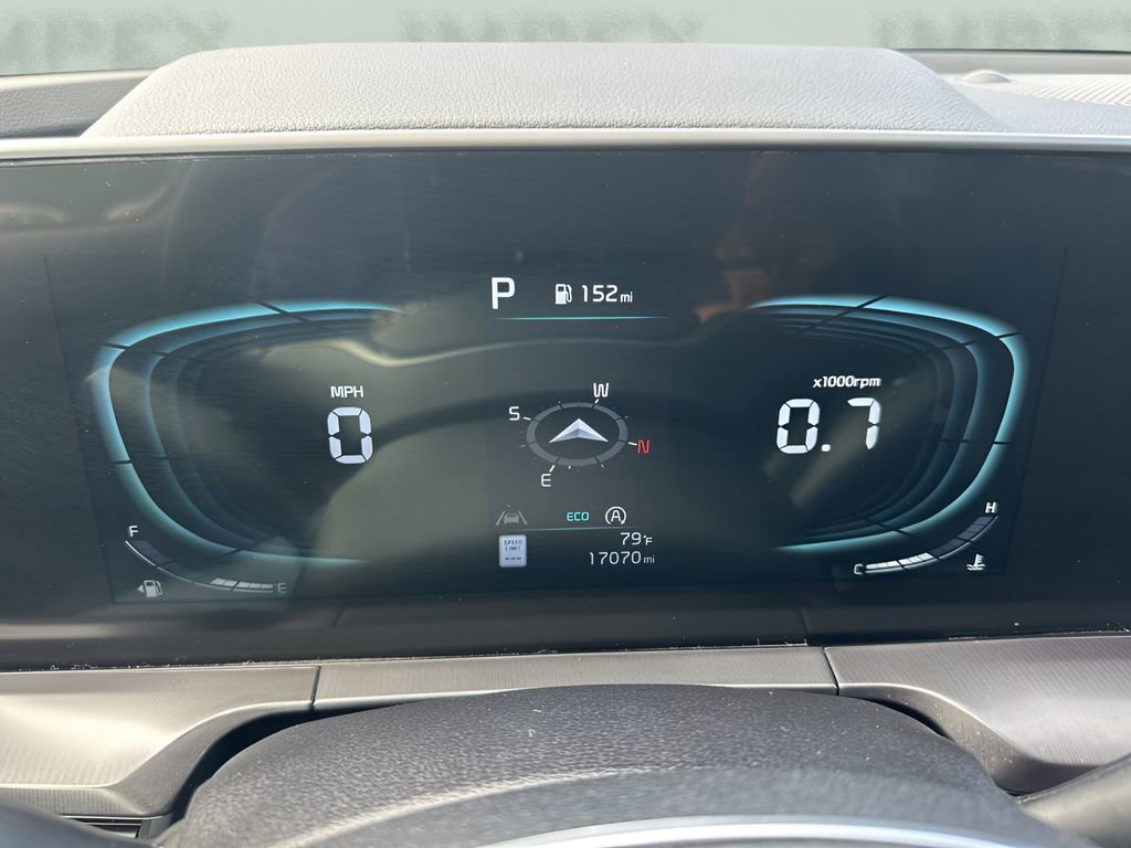 Used 2025 Kia Telluride S image 25