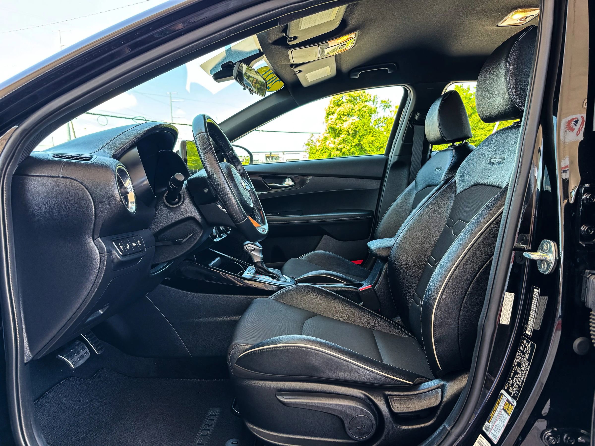 Used 2021 Kia Forte GT-Line image 12