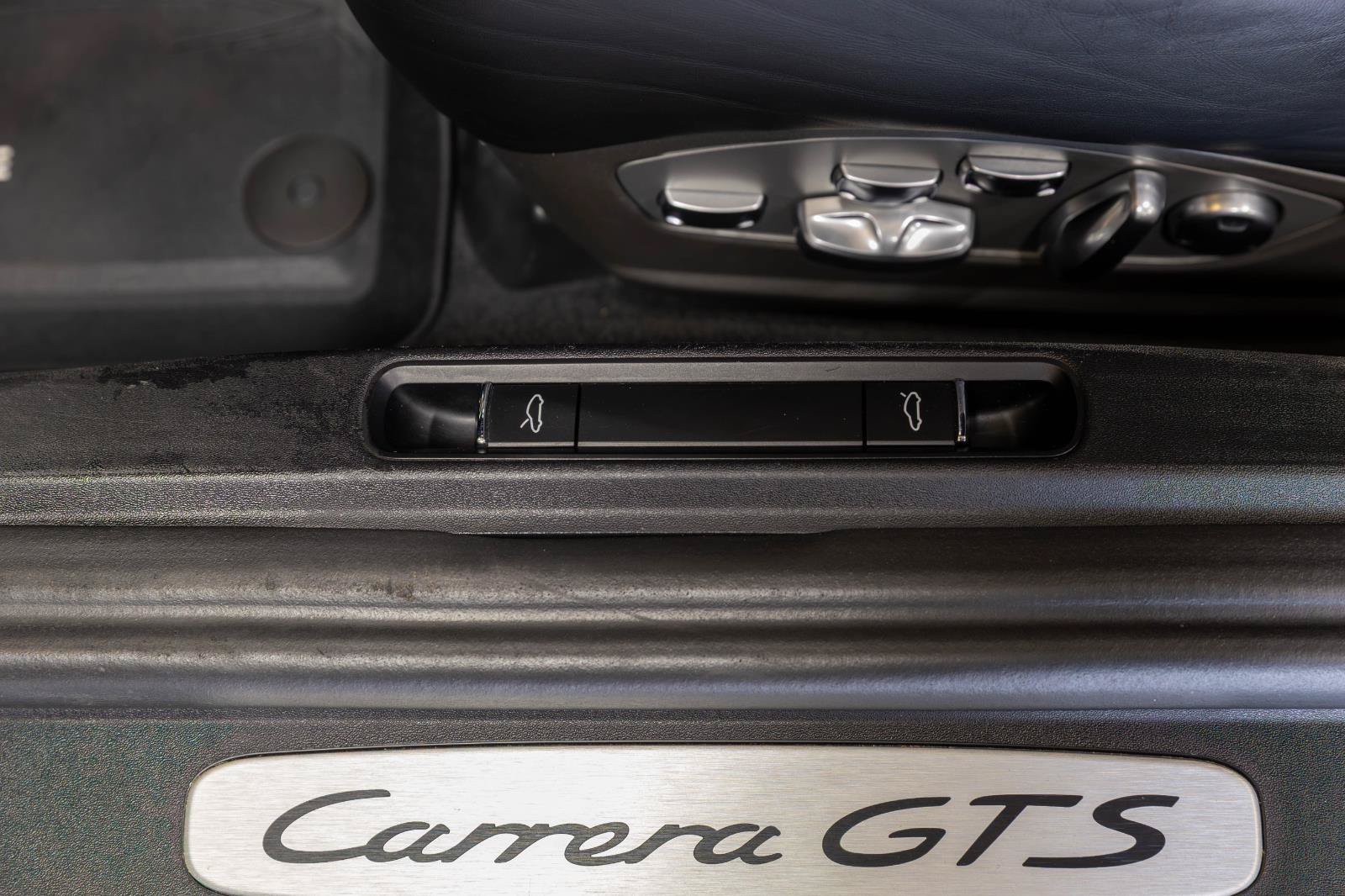 Used 2019 Porsche 911 Carrera GTS RWD image 93