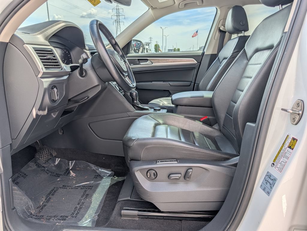 Used 2018 Volkswagen Atlas SEL Premium AWD/4WD image 13