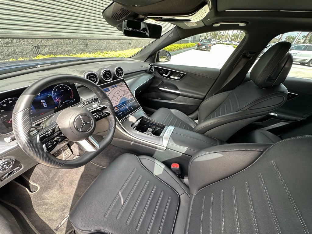Used 2022 Mercedes-Benz C 300 C 300 image 4