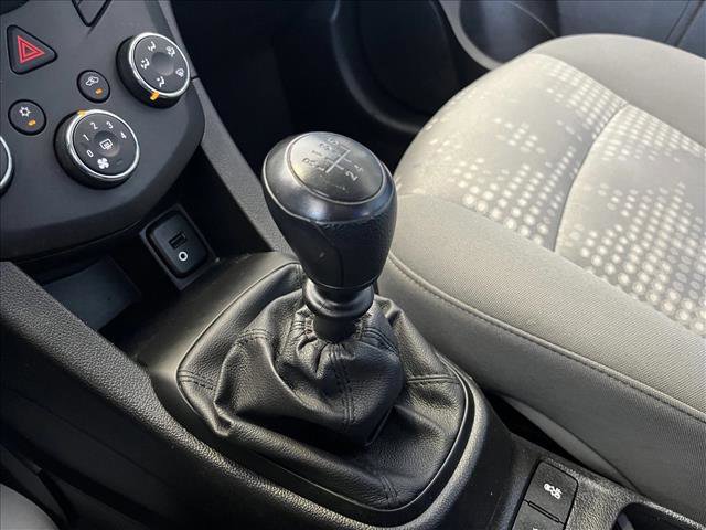 Used 2017 Chevrolet Sonic LS image 17