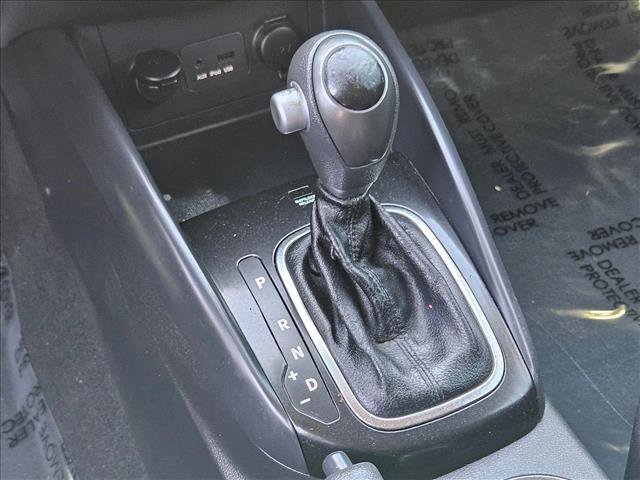 Used 2012 Kia Forte EX image 12