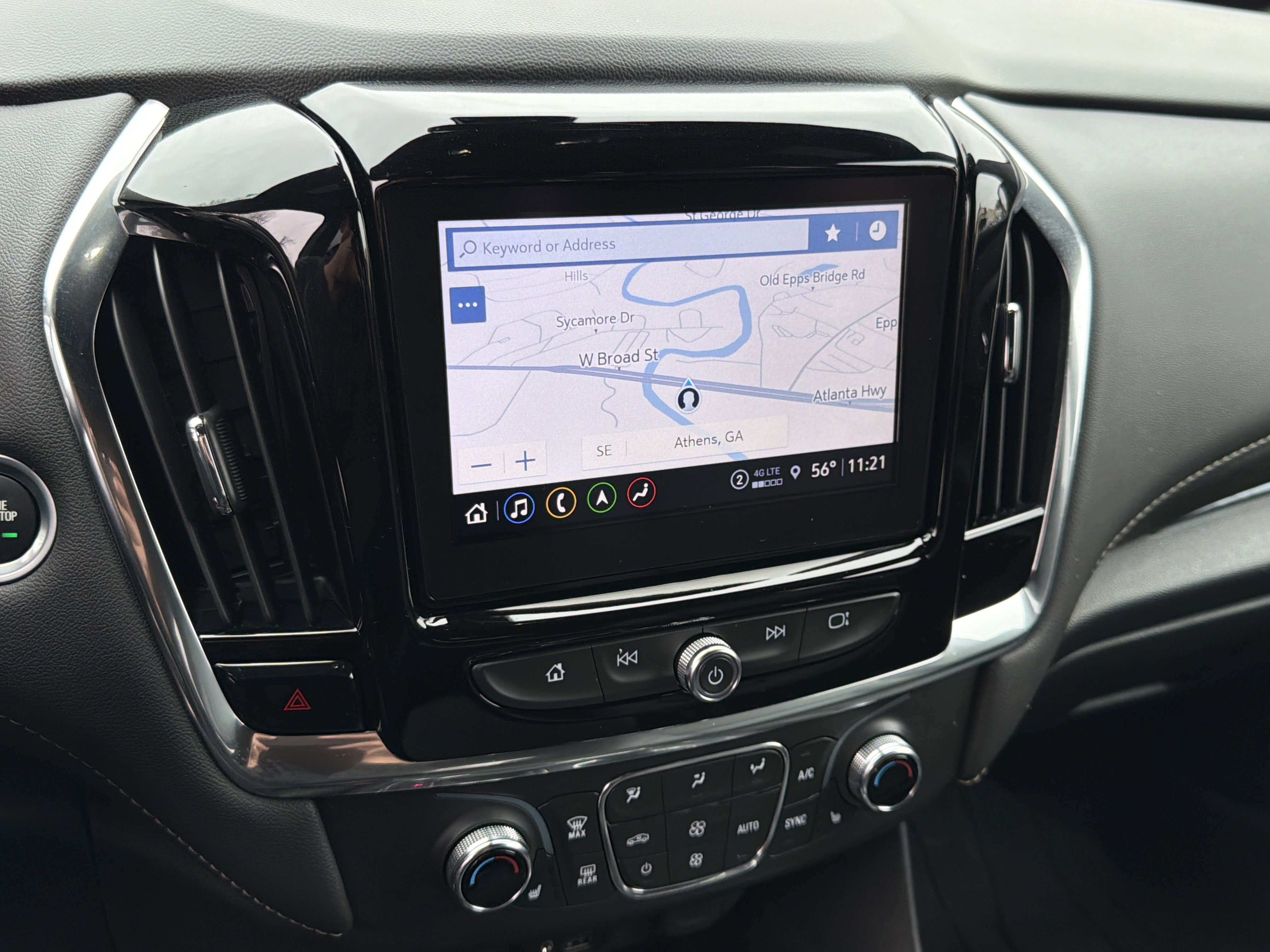 Used 2023 Chevrolet Traverse LT w/ LT Premium Package image 29