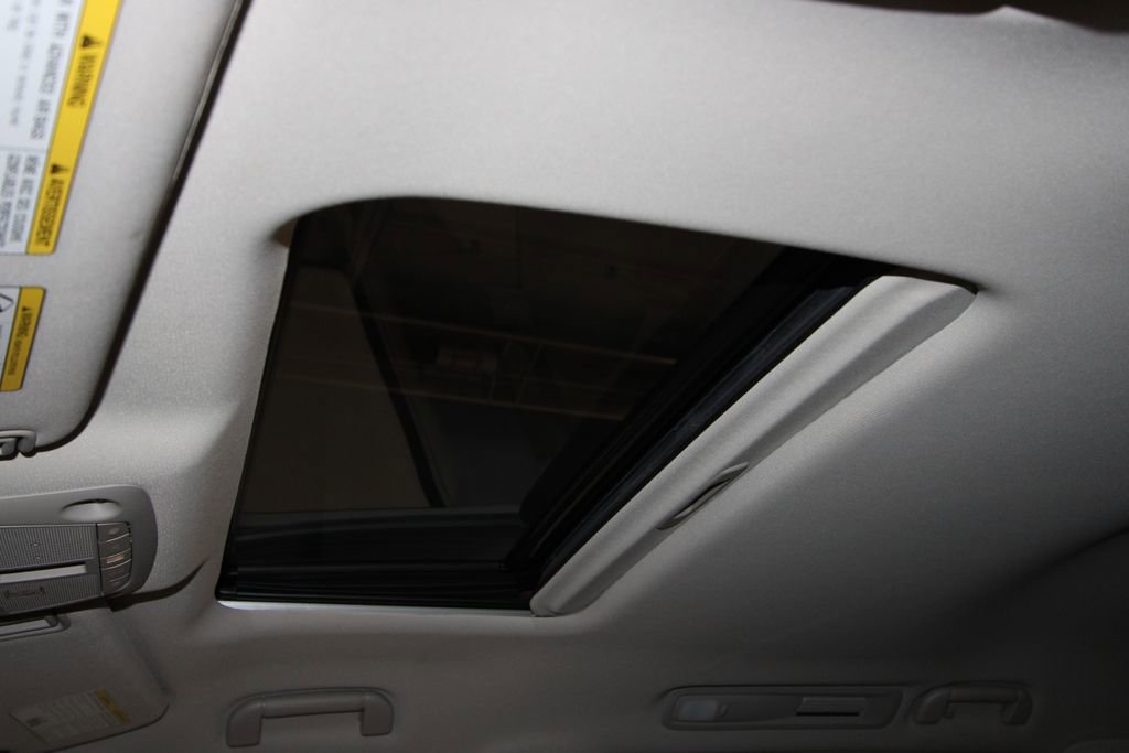 Used 2024 Nissan Armada Platinum w/ Captain's Chairs Package image 24