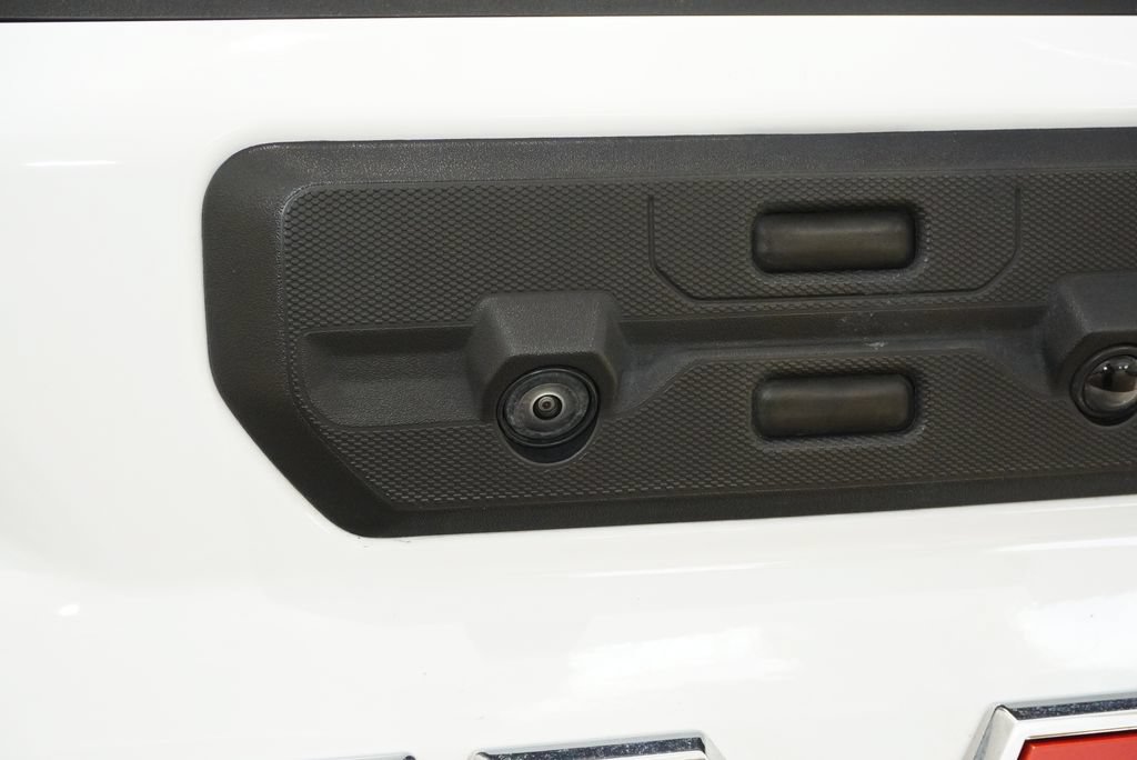 Used 2025 GMC Sierra 2500 AT4 w/ AT4 Premium Plus Package AWD/4WD image 29