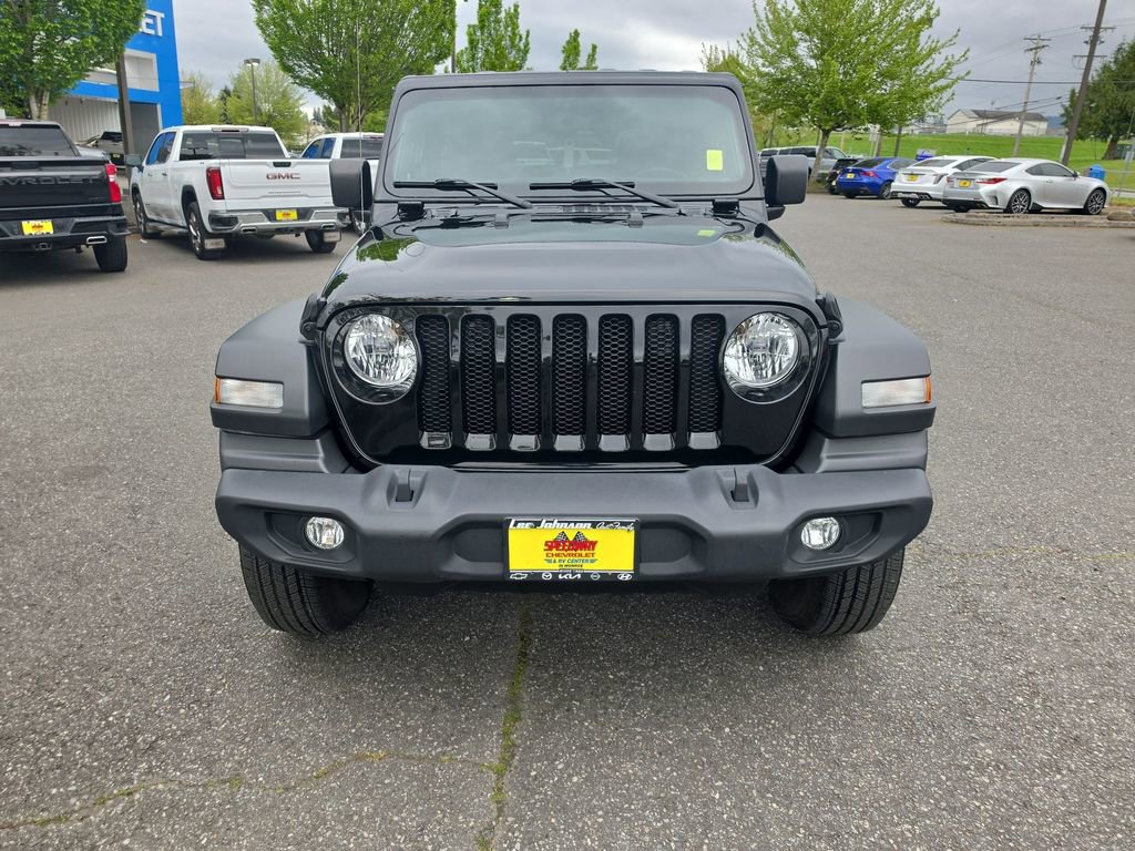 Used 2022 Jeep Wrangler Sport AWD/4WD image 9
