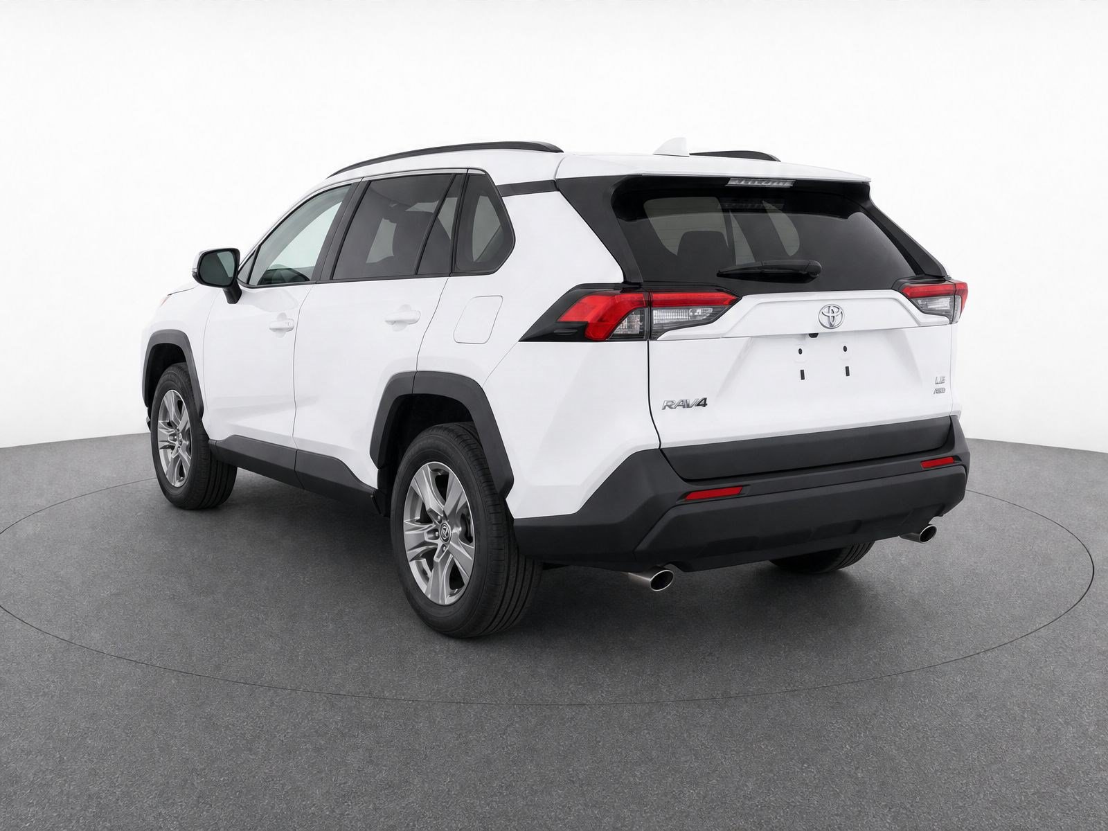 Certified 2024 Toyota RAV4 LE AWD/4WD image 3