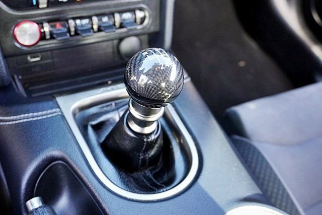 Used 2020 Ford Mustang Shelby GT350 w/ Technology Package RWD image 32