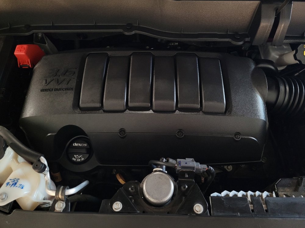 Used 2017 Chevrolet Traverse LT image 30