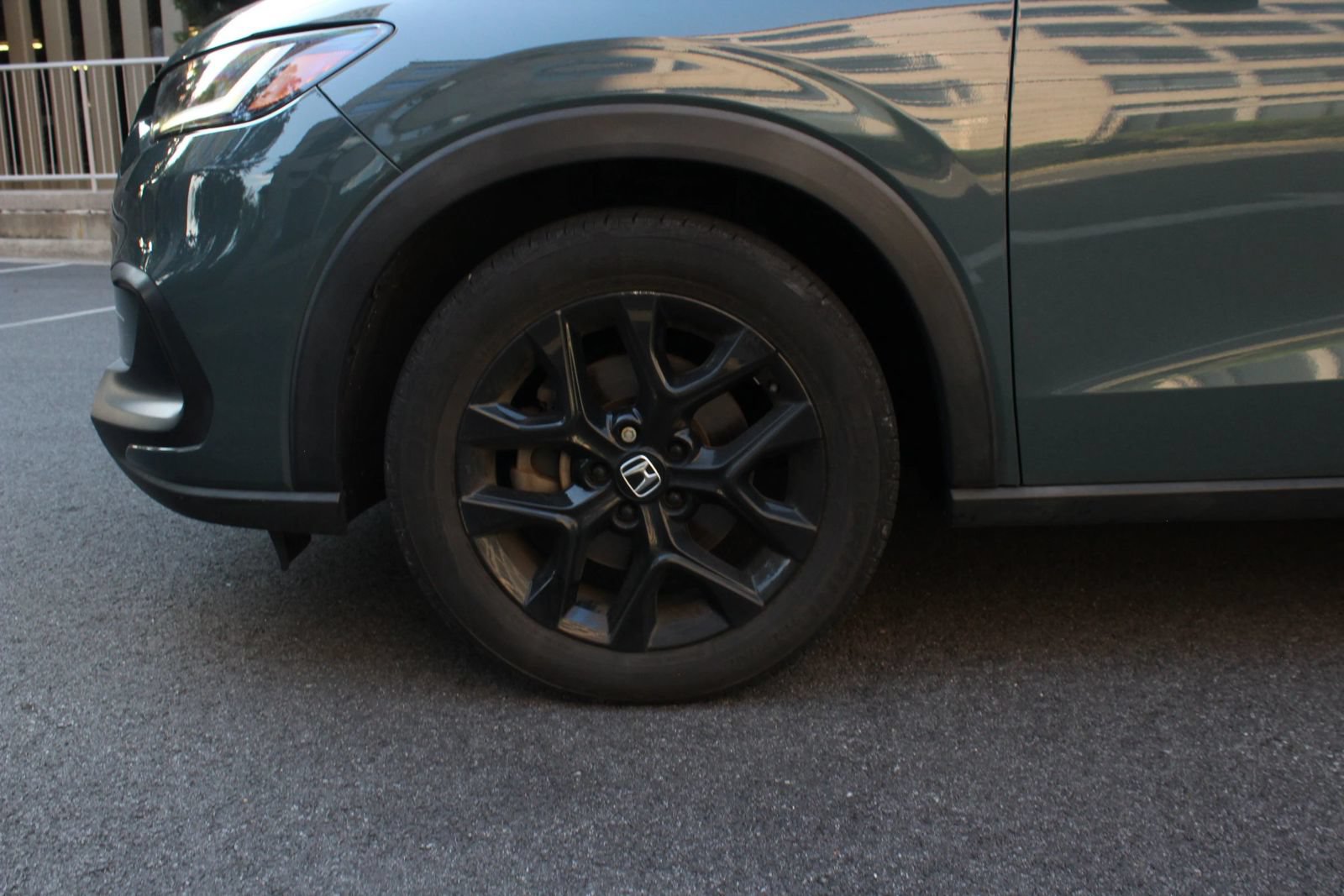 Used 2023 Honda HR-V Sport image 11