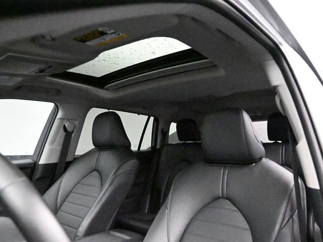Certified 2024 Toyota Highlander XLE image 35