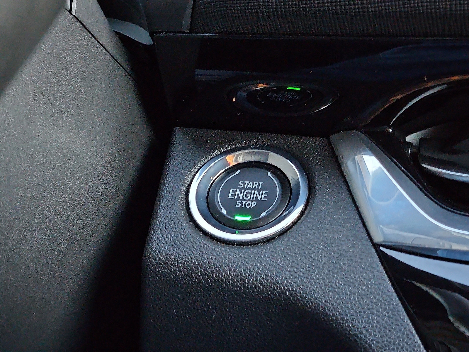 Certified 2024 Buick Envista Sport Touring w/ Advanced Safety Package image 22