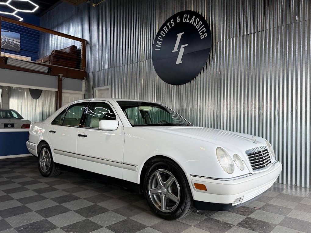 Used 1996 Mercedes-Benz E 300 Sedan image 2